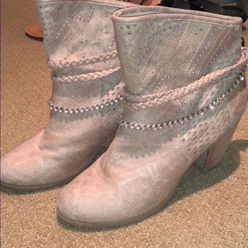 Boutique shoes
